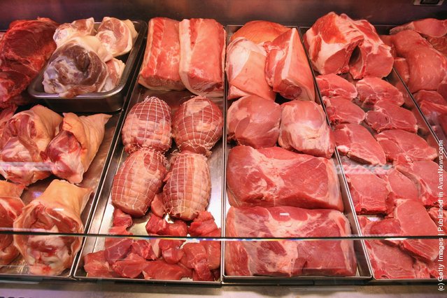 Κρέατα, παραπροϊόντα, παρασκευάσματα στο 13%